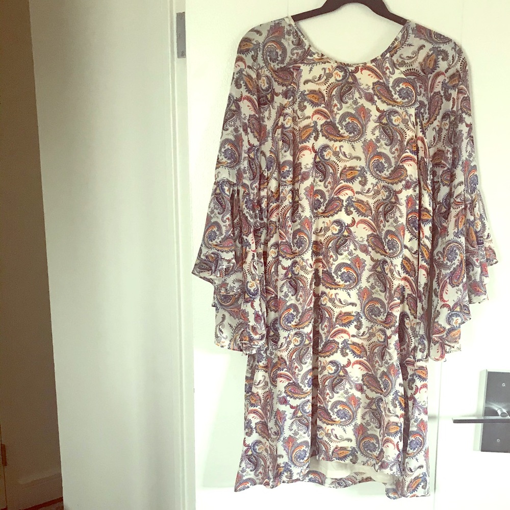 DR2 bell-sleeved cocktail dress